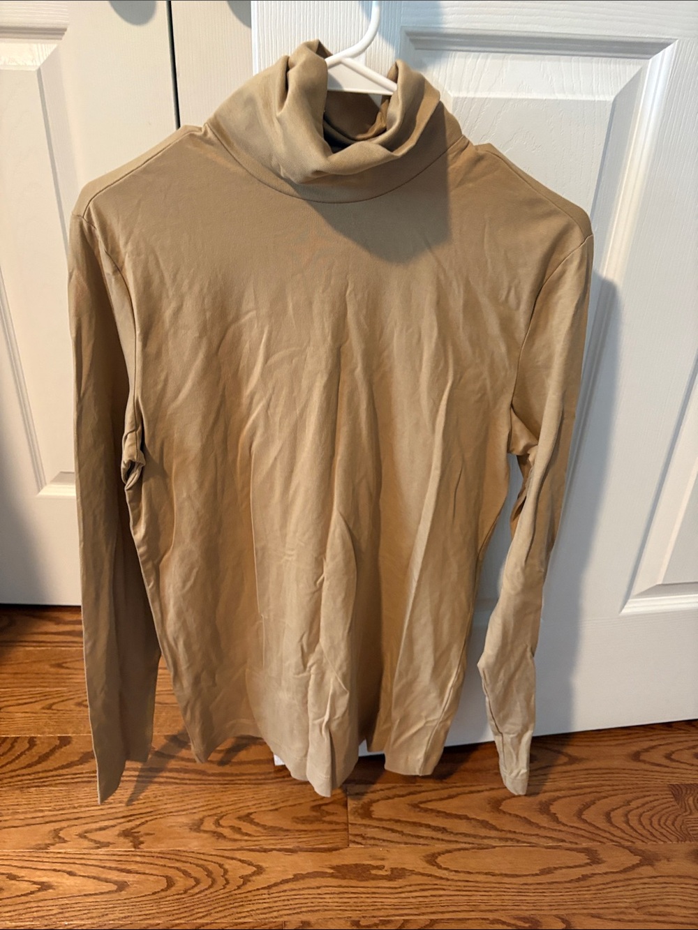 Men's Long-Sleeve Turtleneck Sweater - Tan